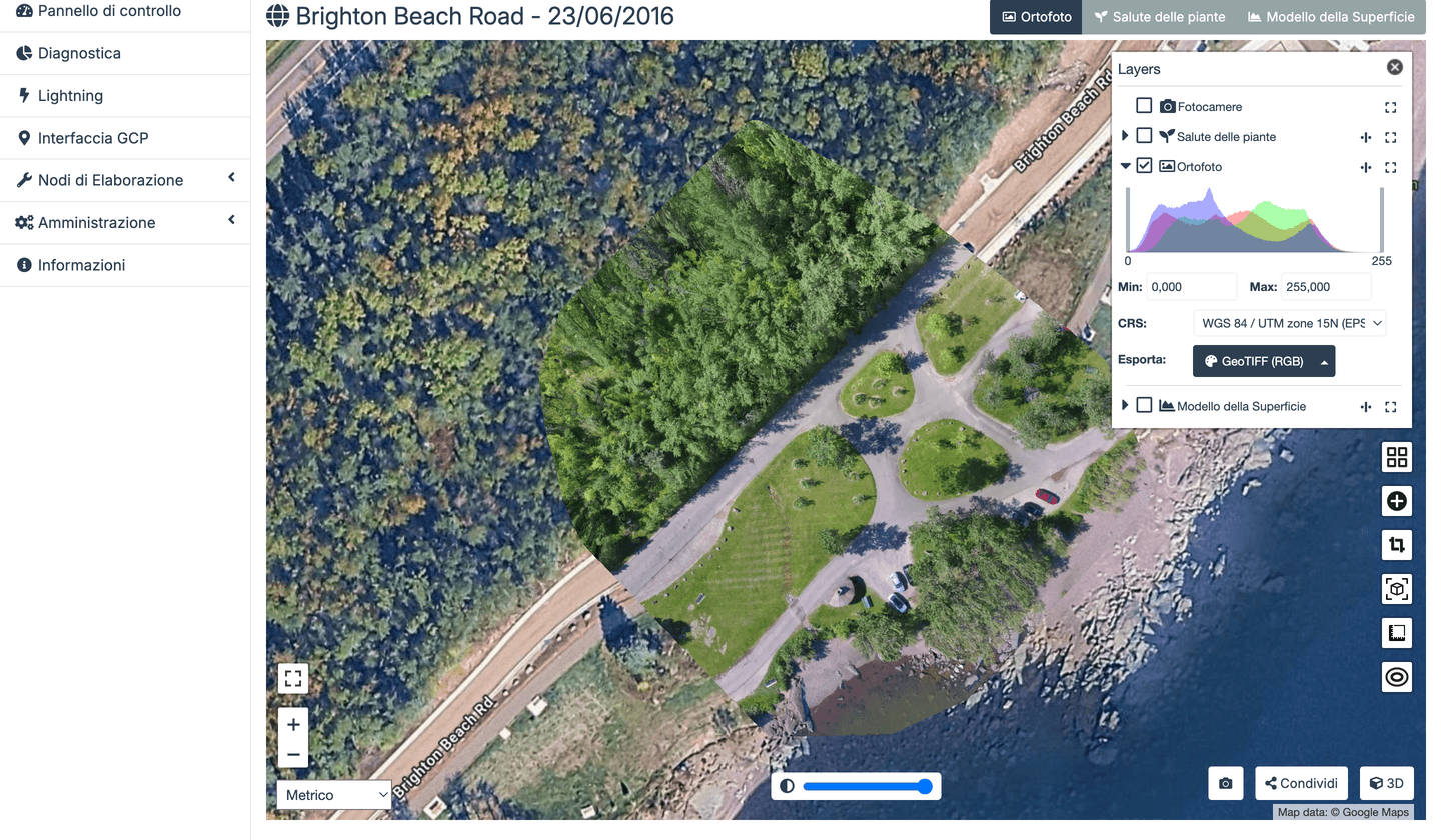 Schermata di WebODM con la mappa 2D di un'ortofoto e i pulsanti di download degli output